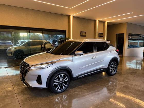 NISSAN KICKS 1.6 16V FLEXSTART EXCLUSIVE XTRONIC NISSAN KICKS 1.6 16V FLEXSTART EXCLUSIVE XTRONIC